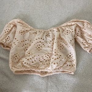 Off shoulder Crop Top
